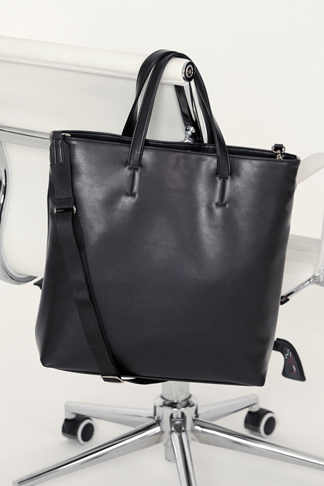 MTWR DAILY LEATHER TOTE BAG